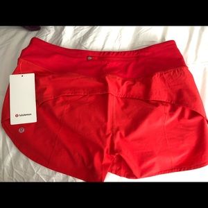 Lulu lemon speed up MR Short 4”lined